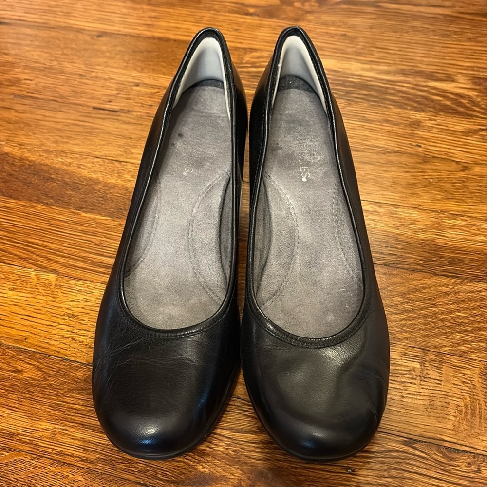 Aerosoles low heels.